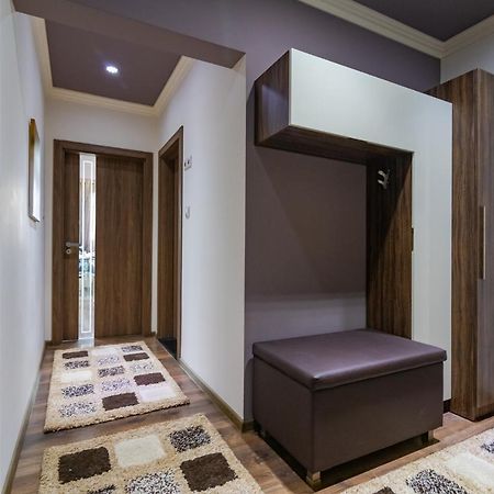 Cosy Luxury Flat In The Centrum- 90Sqm - 3 Rooms. Varna Esterno foto